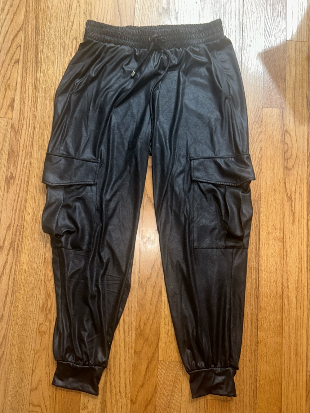 Ariella Shiny Black Faux Leather Cargo Jogger Pants size Large
